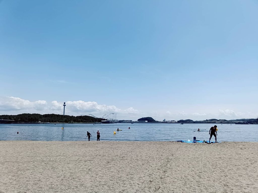 八景島を見ながらオープンウォータースイム